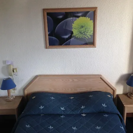 De La Poste Hotel 2*