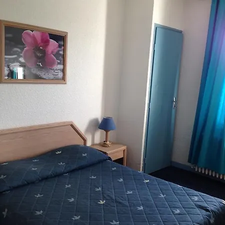 Otel De La Poste 2*