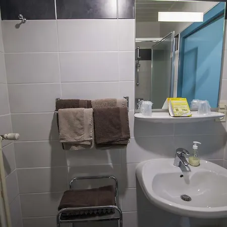 De La Poste Hotel 2*