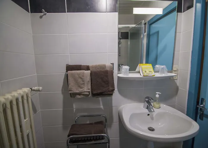 De La Poste Hotel 2*